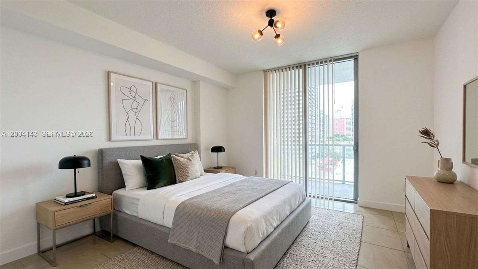 79 SW 12th St # 1102-S, Miami, FL 33130 photo 4