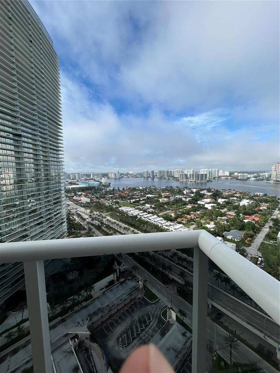 19111 Collins Avenue # 2807, Sunny Isles Beach, FL 33160 photo 3
