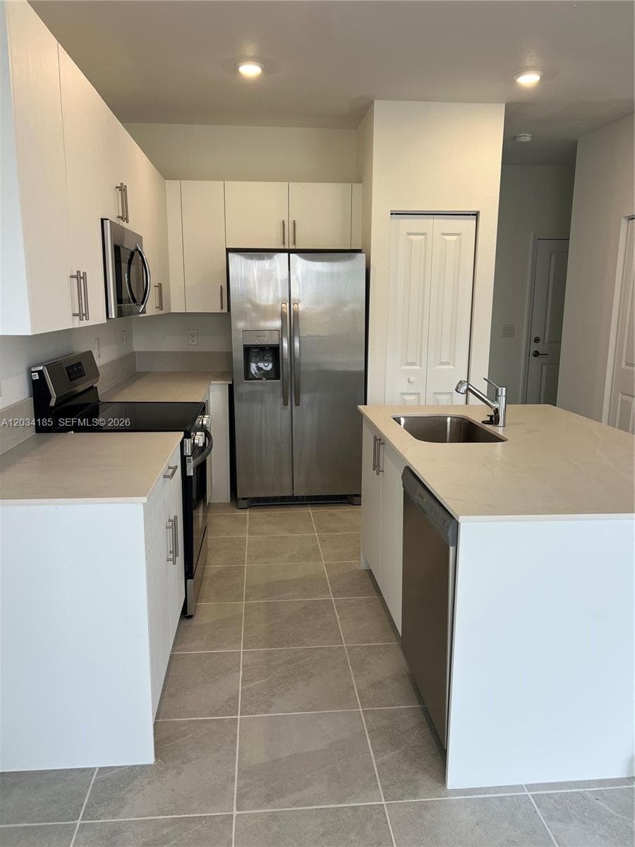 1540 NW 1st St, Florida City, FL 33034 photo 3