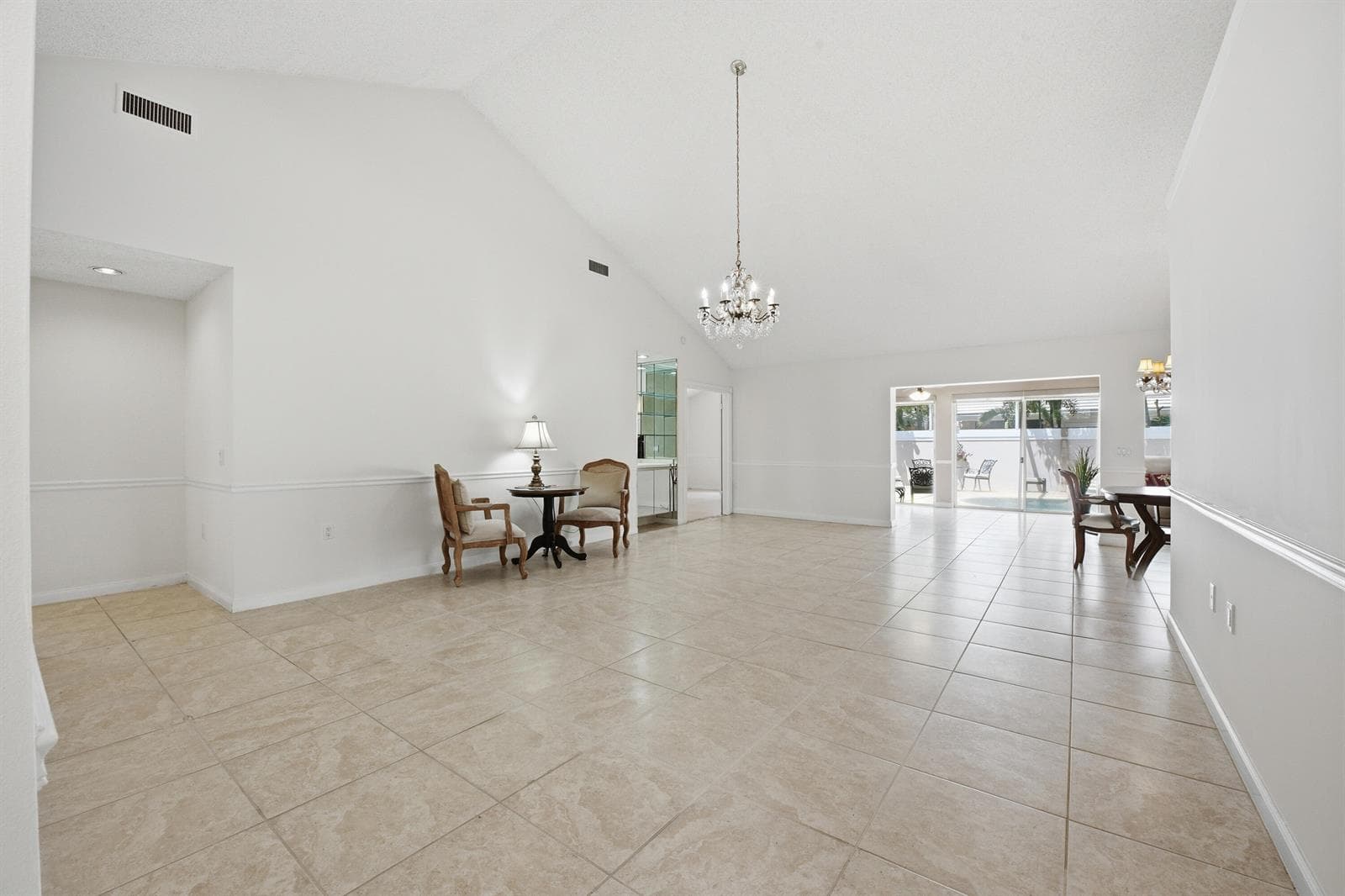 2319 Saratoga Bay Drive, West Palm Beach, FL 33409 photo 3