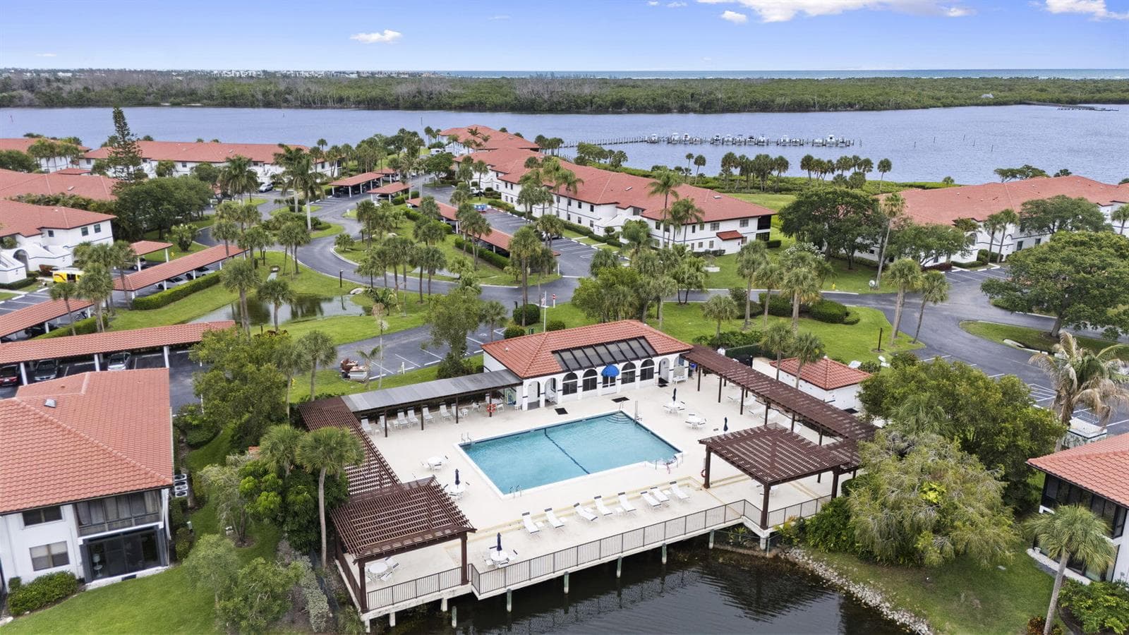 6102 SE Landing Way # 14, Stuart, FL 34997 photo 2