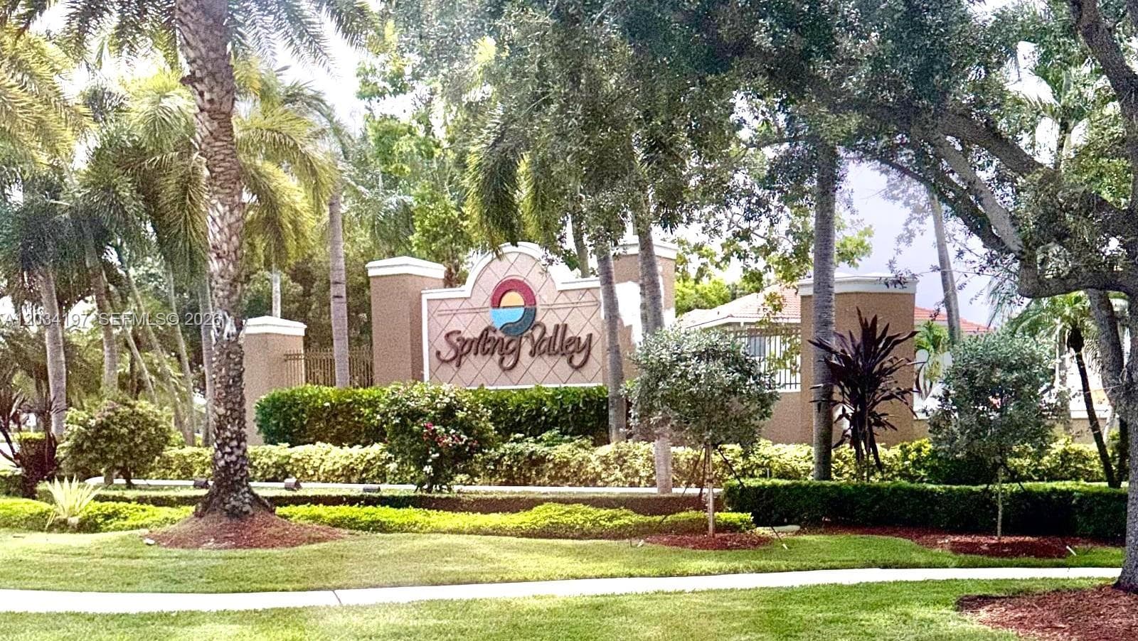 16328 NW 11th St, Pembroke Pines, FL 33028 photo 2