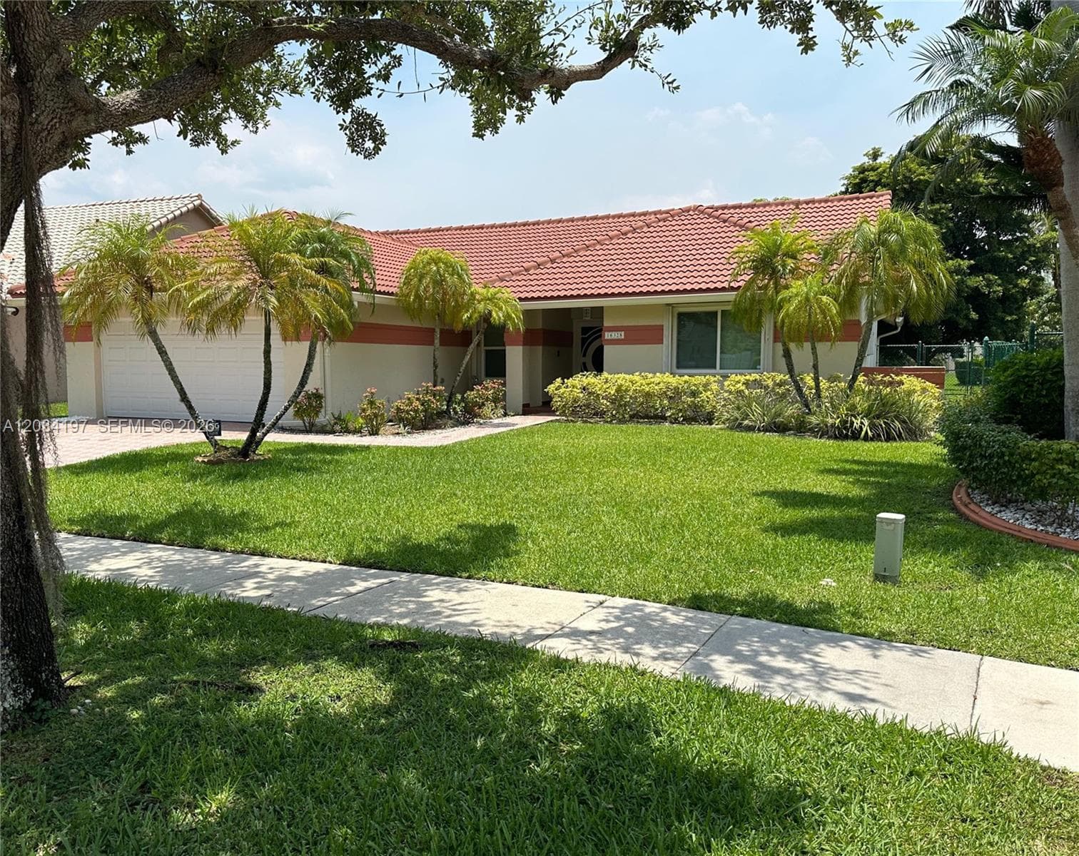 16328 NW 11th St, Pembroke Pines, FL 33028 photo 3
