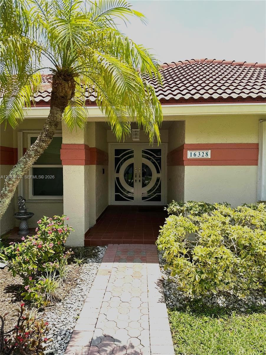 16328 NW 11th St, Pembroke Pines, FL 33028 photo 4