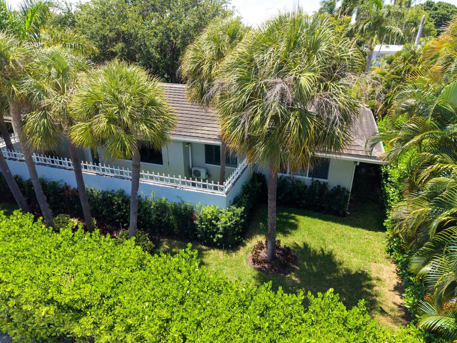 1635 Seabreeze Boulevard, Fort Lauderdale, FL 33316 photo 4