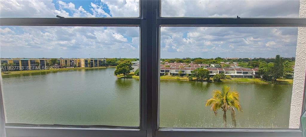 3301 Spanish Moss Terrace # 219, Lauderhill, FL 33319 photo 4