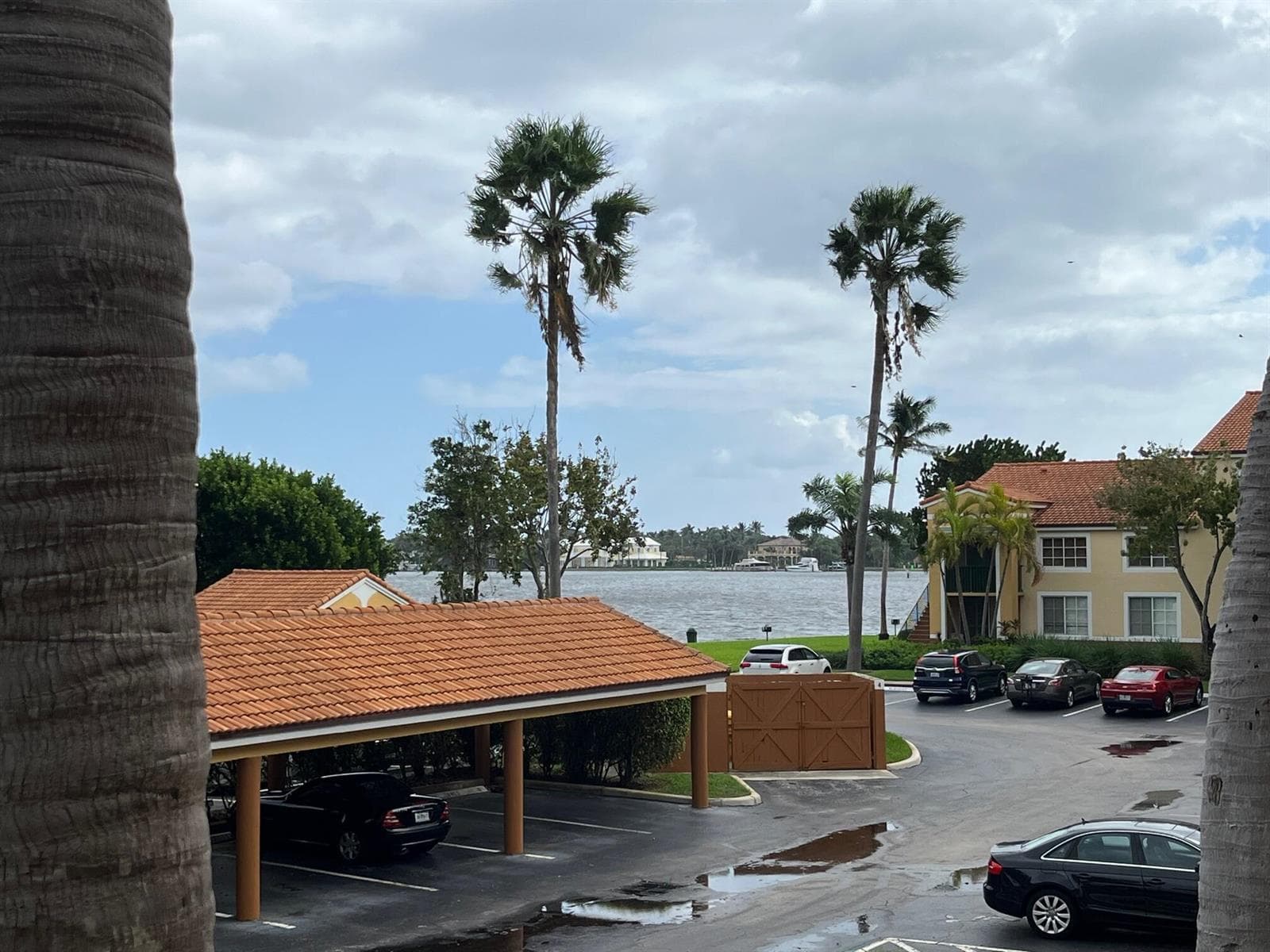 160 Yacht Club Way # 209, Hypoluxo, FL 33462 photo 2