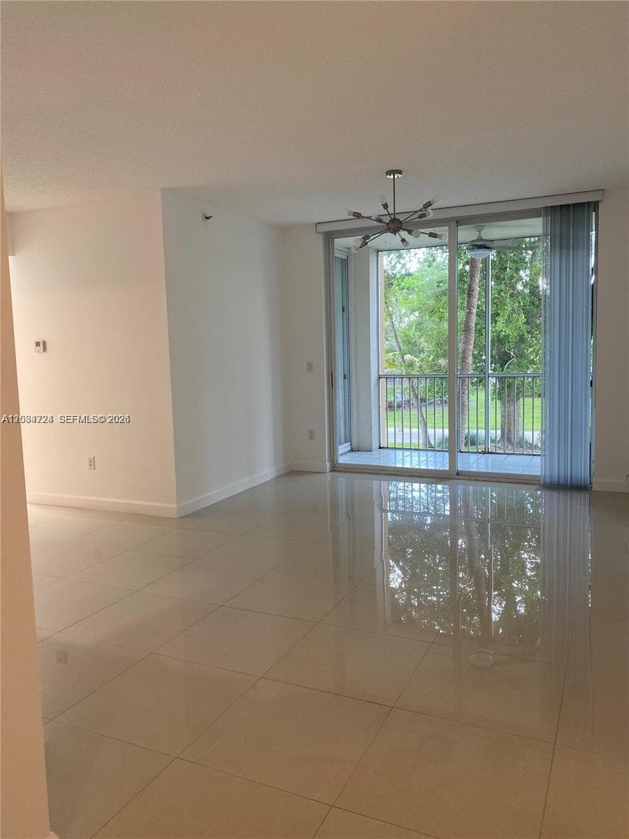 9805 NW 52nd St # 207, Doral, FL 33178 photo 2