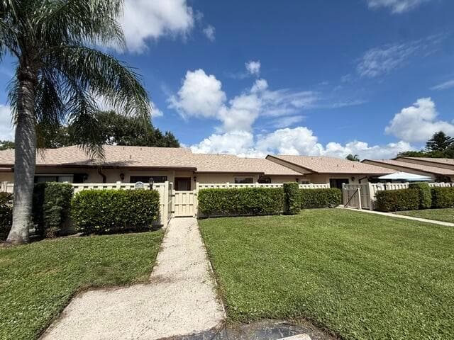 1028 Green Pine Boulevard # D, West Palm Beach, FL 33409 photo 2