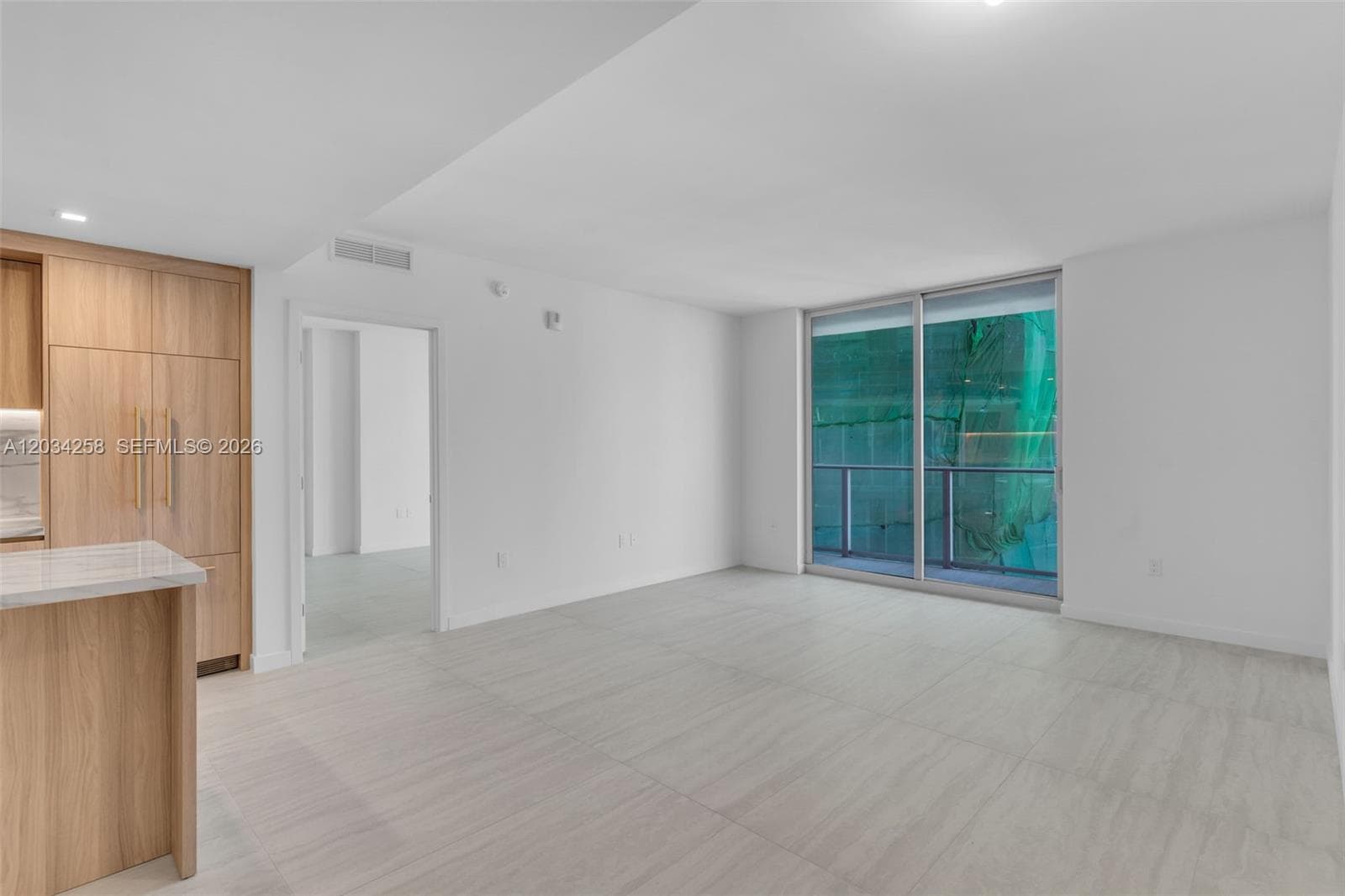 77 SE 5 th st # PH03, Miami, FL 33131 photo 5