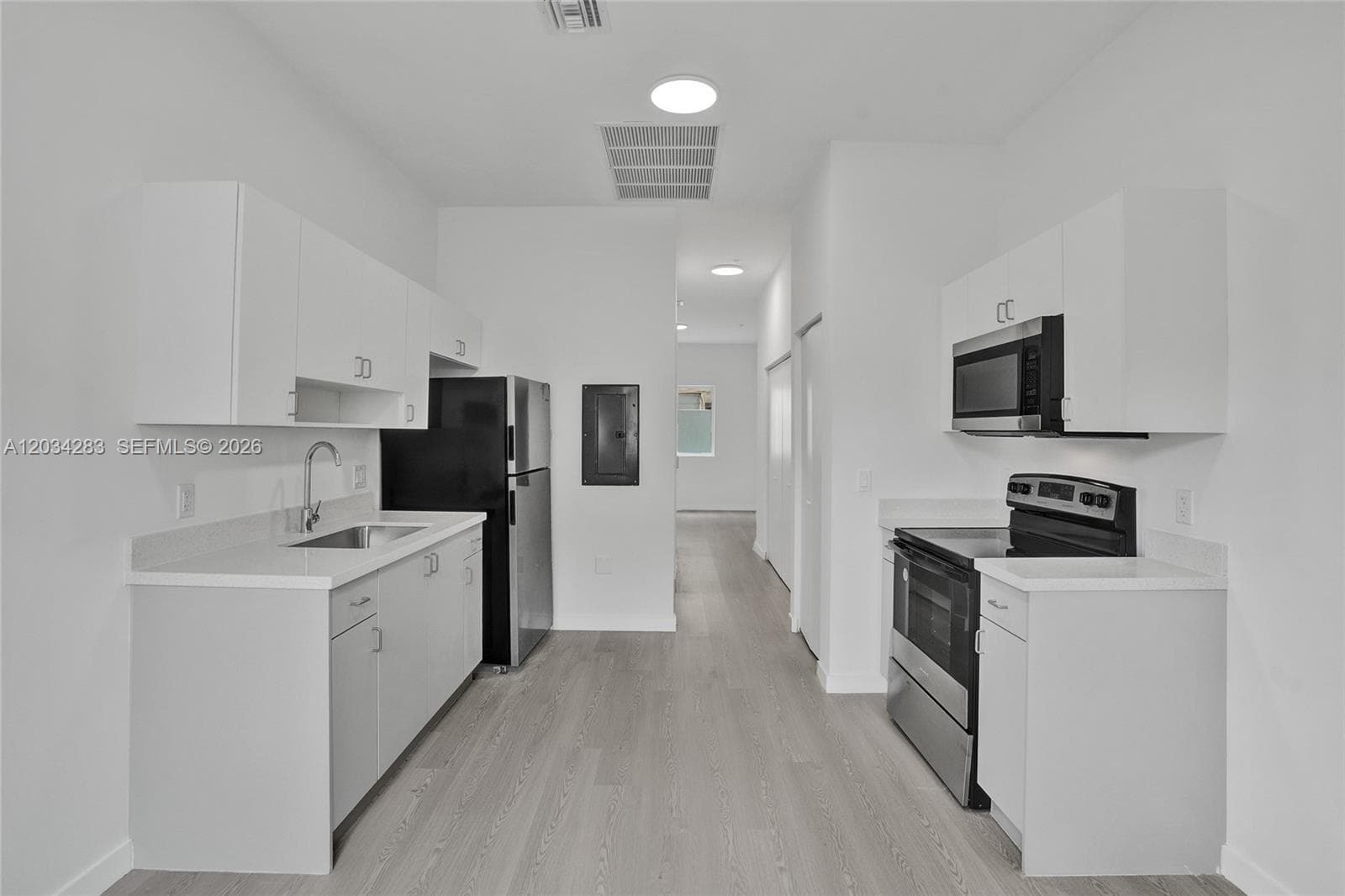 1567 NW 1st St # 3, Miami, FL 33125 photo 3