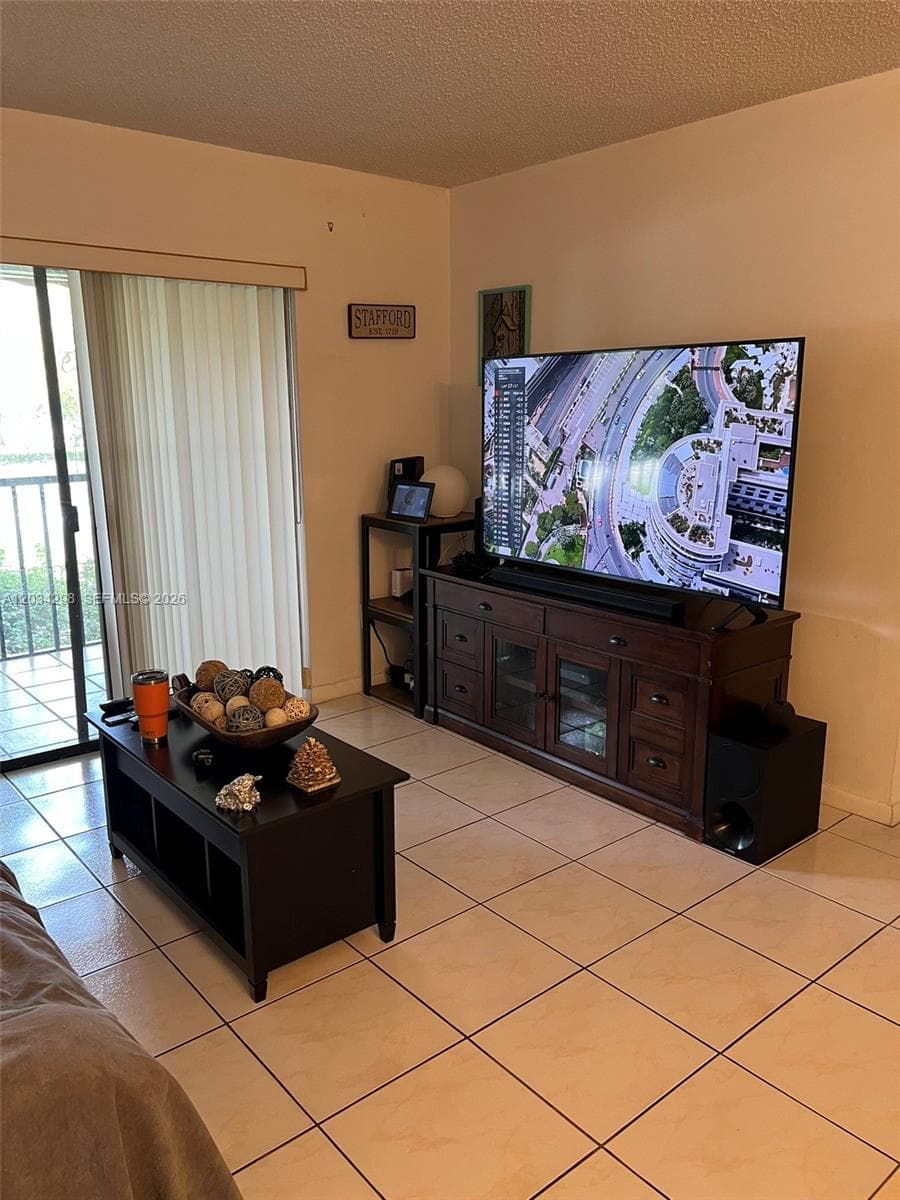 9710 Hammocks Blvd # 204-31, Miami, FL 33196 photo 5