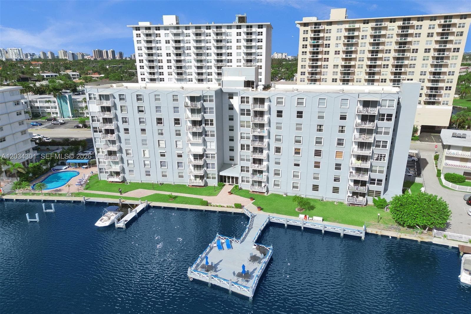 430 Golden Isles Dr # 705, Hallandale Beach, FL 33009 photo 4
