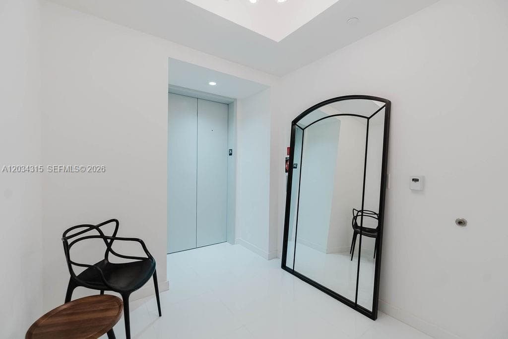 851 NE 1st Ave # 2403, Miami, FL 33132 photo 2