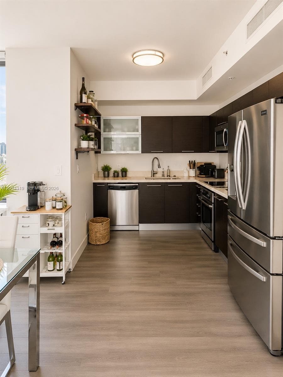 90 SW 3rd St # 1413, Miami, FL 33130 photo 3