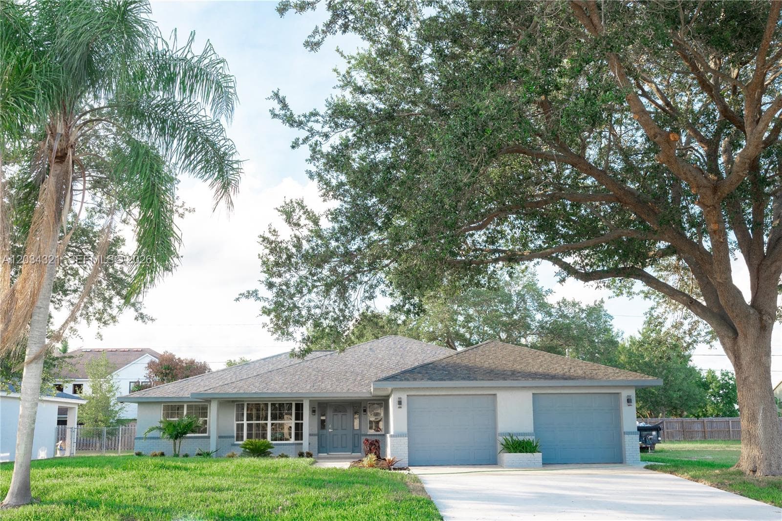 401 SW Ridgecrest Dr, Port St. Lucie, FL 34953 photo 2