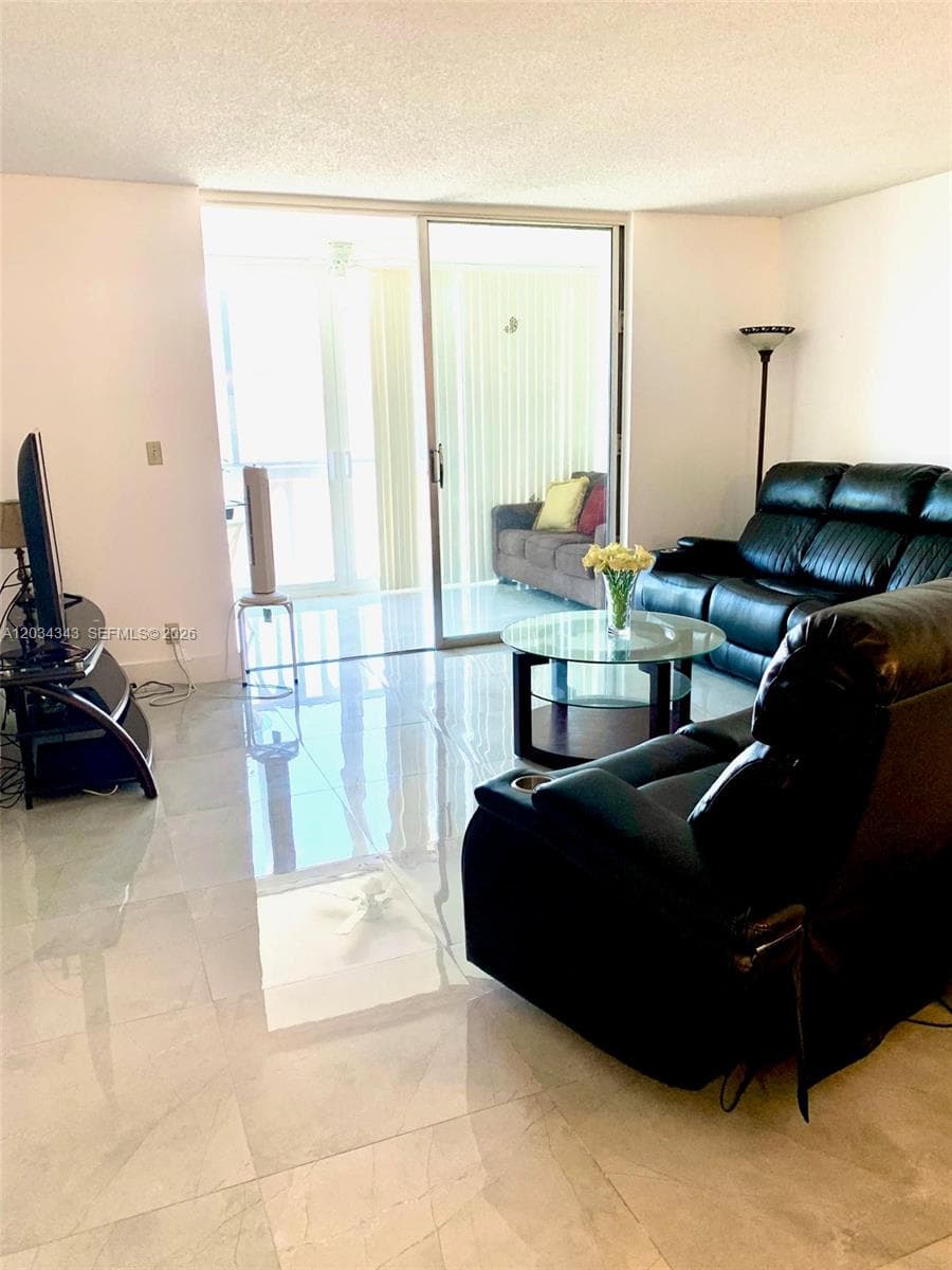 501 NE 14th Ave # 601, Hallandale Beach, FL 33009 photo 4