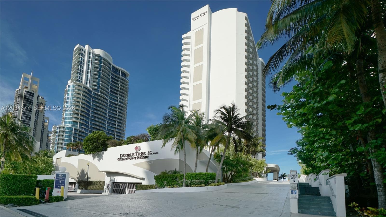 17375 Collins Ave # 2304, Sunny Isles Beach, FL 33160 photo 2