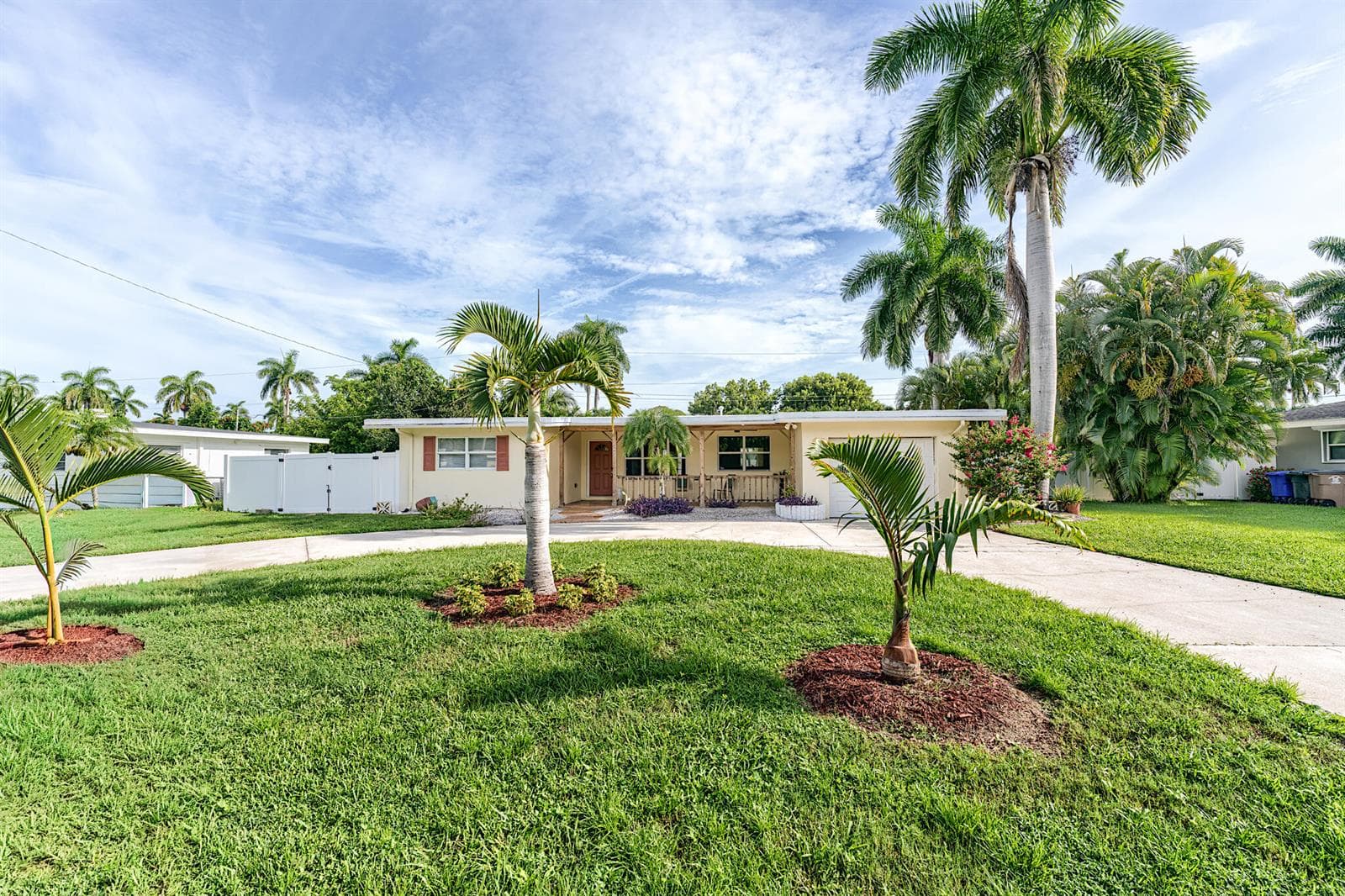 1443 Ricardo Avenue, Fort Myers, FL 33901 photo 2