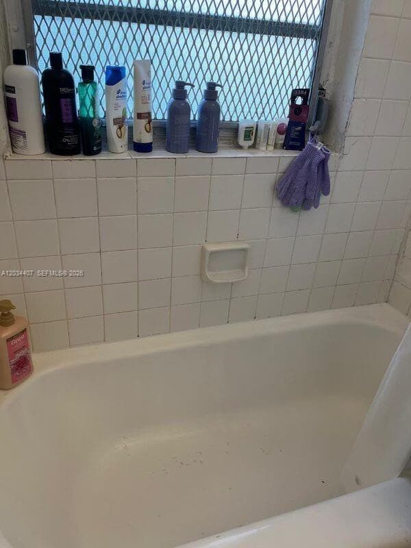 730 SW 10th St # 4, Miami, FL 33130 photo 4