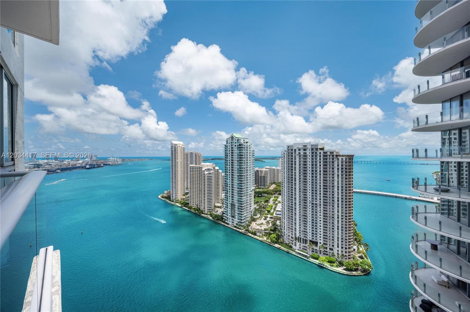 300 S Biscayne Blvd # T-3406, Miami, FL 33131 photo 2