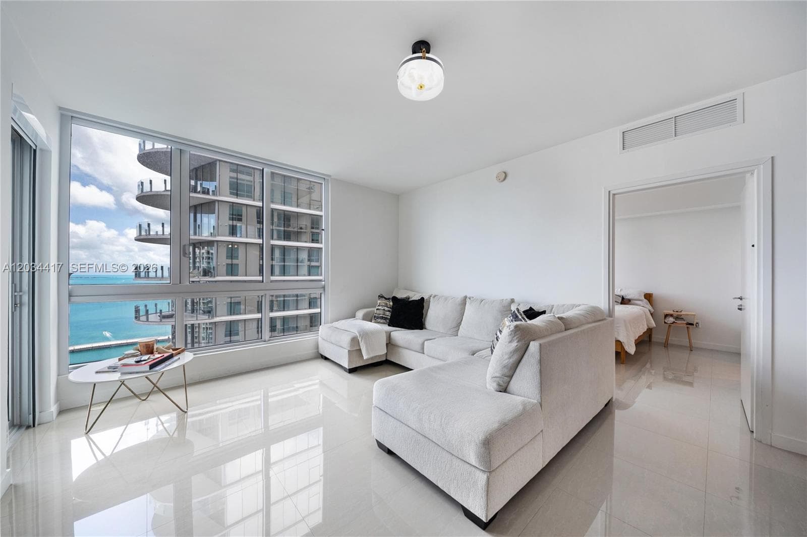 300 S Biscayne Blvd # T-3406, Miami, FL 33131 photo 4