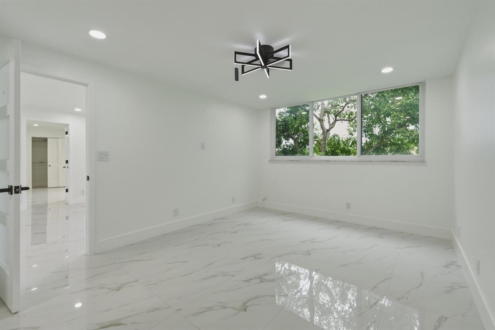 8970 S Hollybrook Boulevard # 205, Pembroke Pines, FL 33025 photo 3