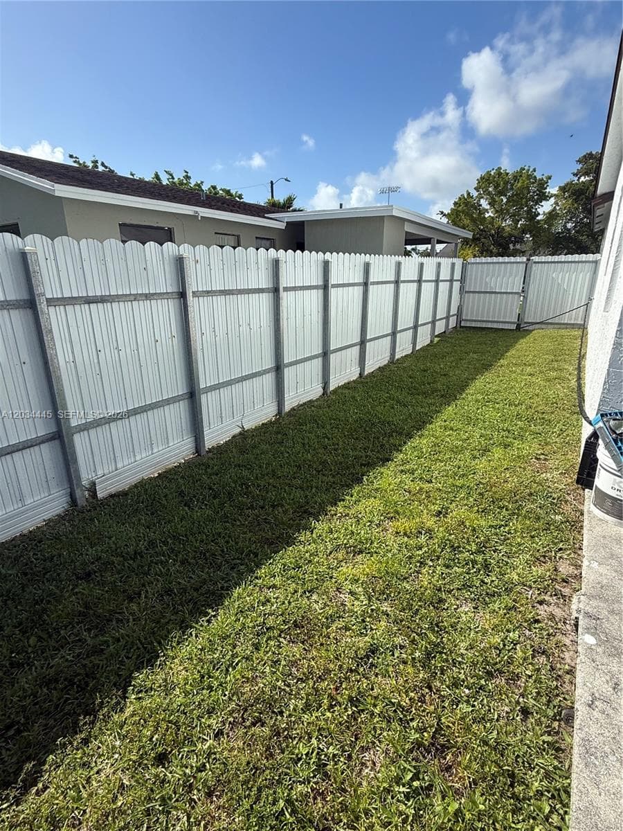2441 NW 14th St, Fort Lauderdale, FL 33311 photo 3