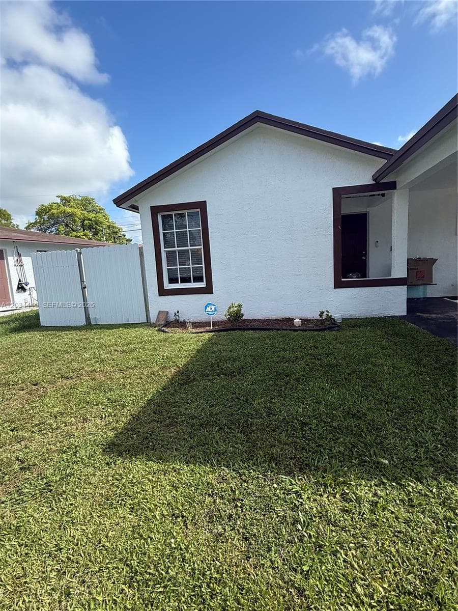 2441 NW 14th St, Fort Lauderdale, FL 33311 photo 4