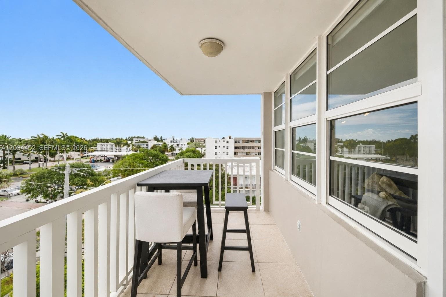 2016 Bay Dr # 504, Miami Beach, FL 33141 photo 2