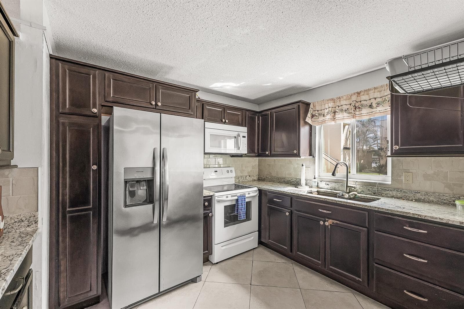 1500 NE 13th Terrace # G6, Jensen Beach, FL 34957 photo 3