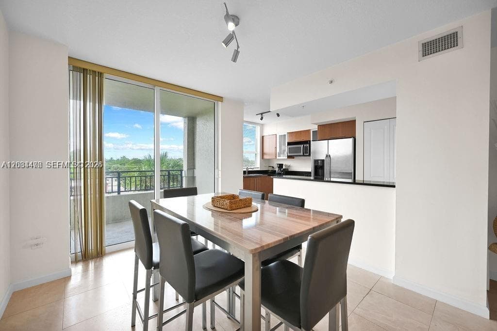 610 W Las Olas Blvd # 312N, Fort Lauderdale, FL 33312 photo 3