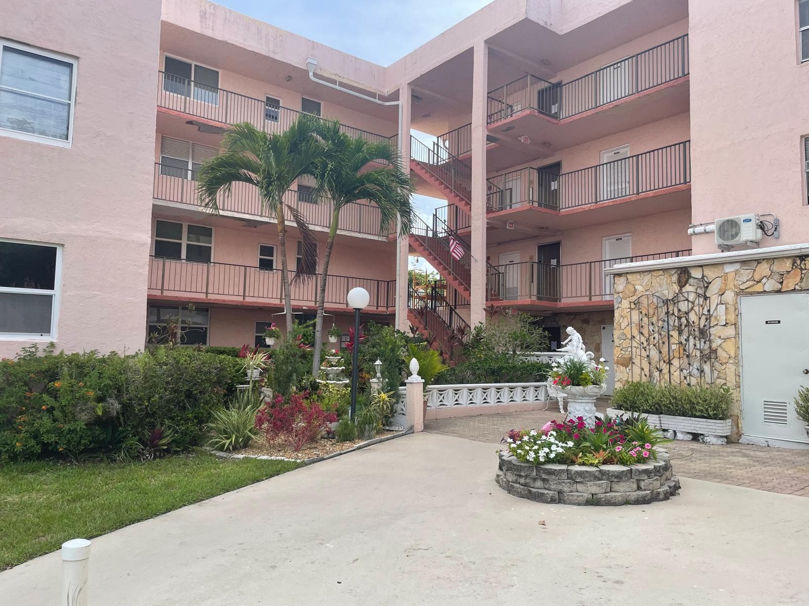 2851 Somerset Drive # 111, Oakland Park, FL 33311 photo 2
