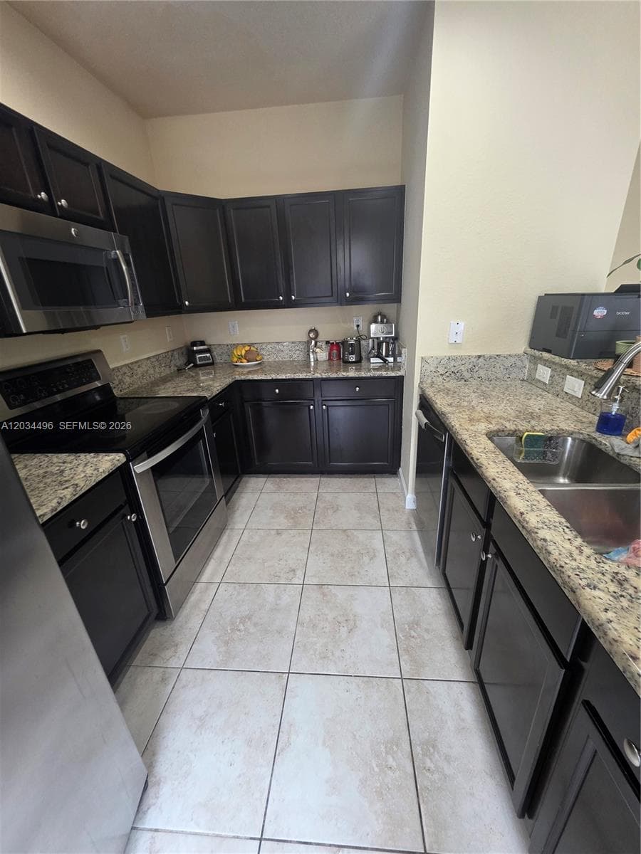 9424 SW 171st Pl, Miami, FL 33196 photo 5