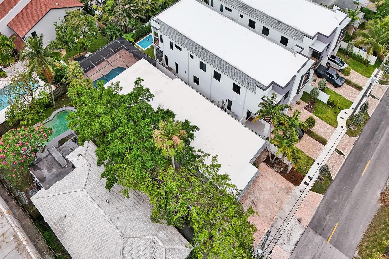 816 SE 12th Street, Fort Lauderdale, FL 33316 photo 3
