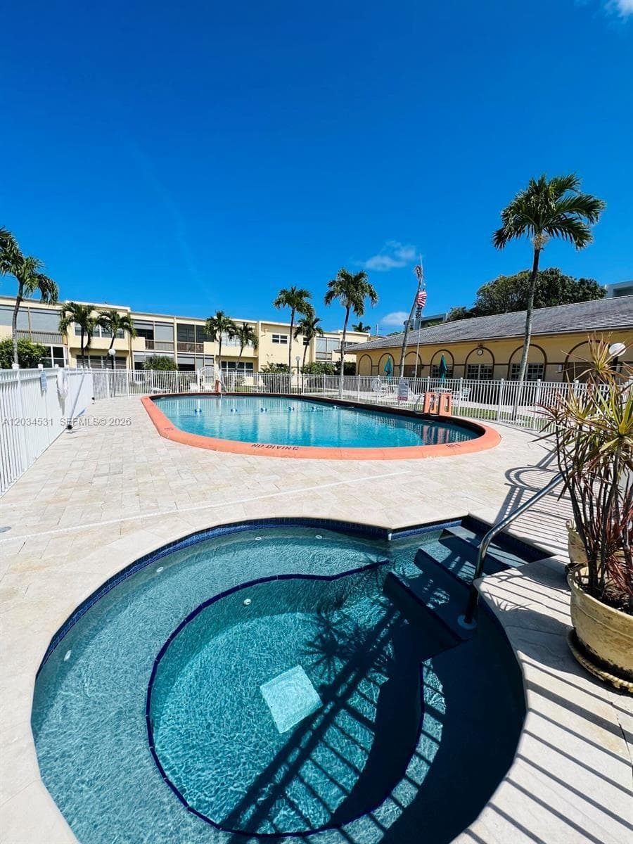 851 NE 14th Ave # 414, Hallandale Beach, FL 33009 photo 5