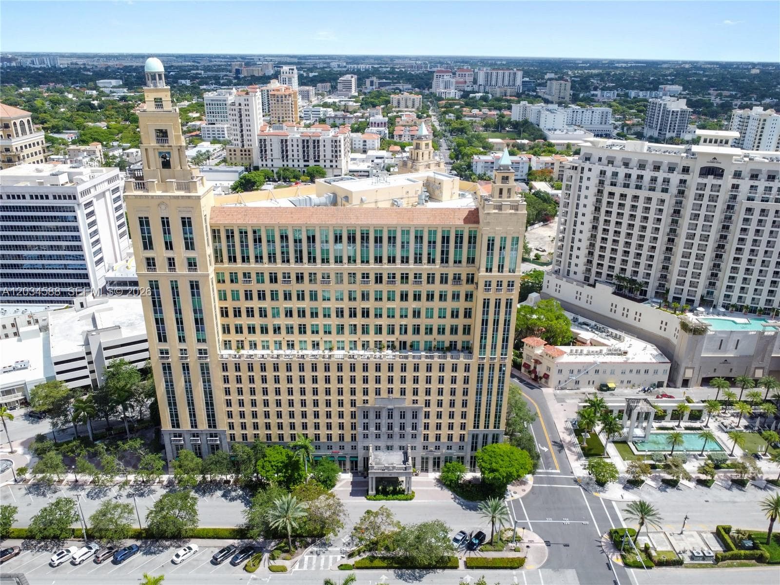 121 Alhambra Cir # 1000, Coral Gables, FL 33134 photo 2