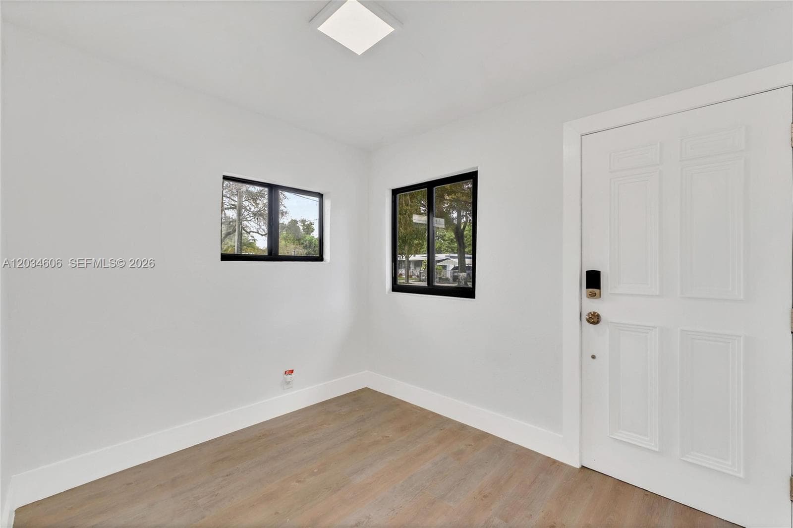 2428 NW 28th St, Miami, FL 33142 photo 2