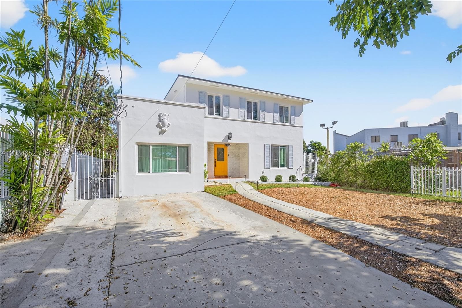 2431 SW 4th St, Miami, FL 33135 photo 2
