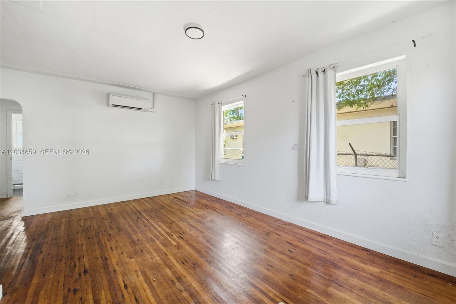 101 NW 74th St # 4, Miami, FL 33150 photo 2