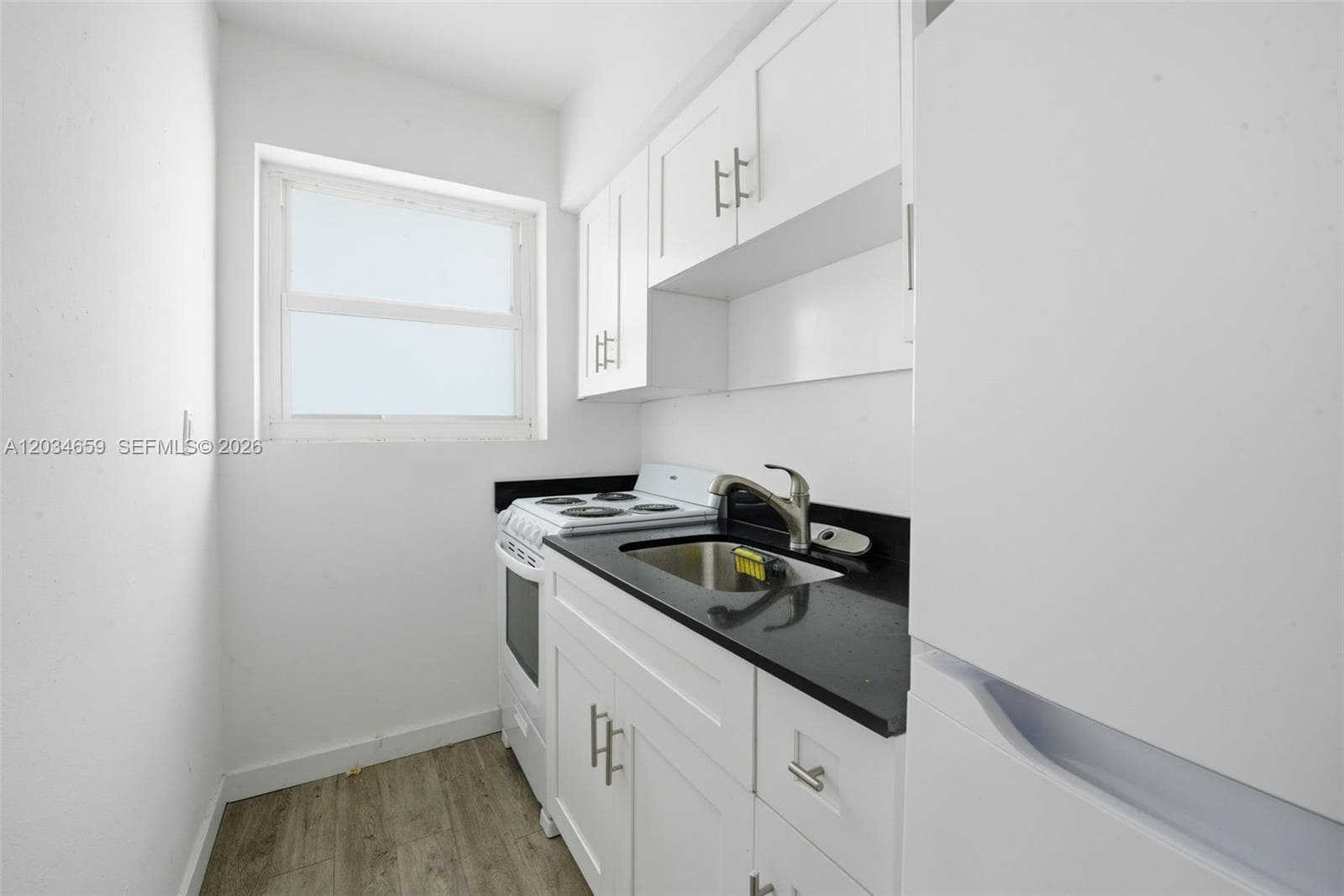101 NW 74th St # 4, Miami, FL 33150 photo 5
