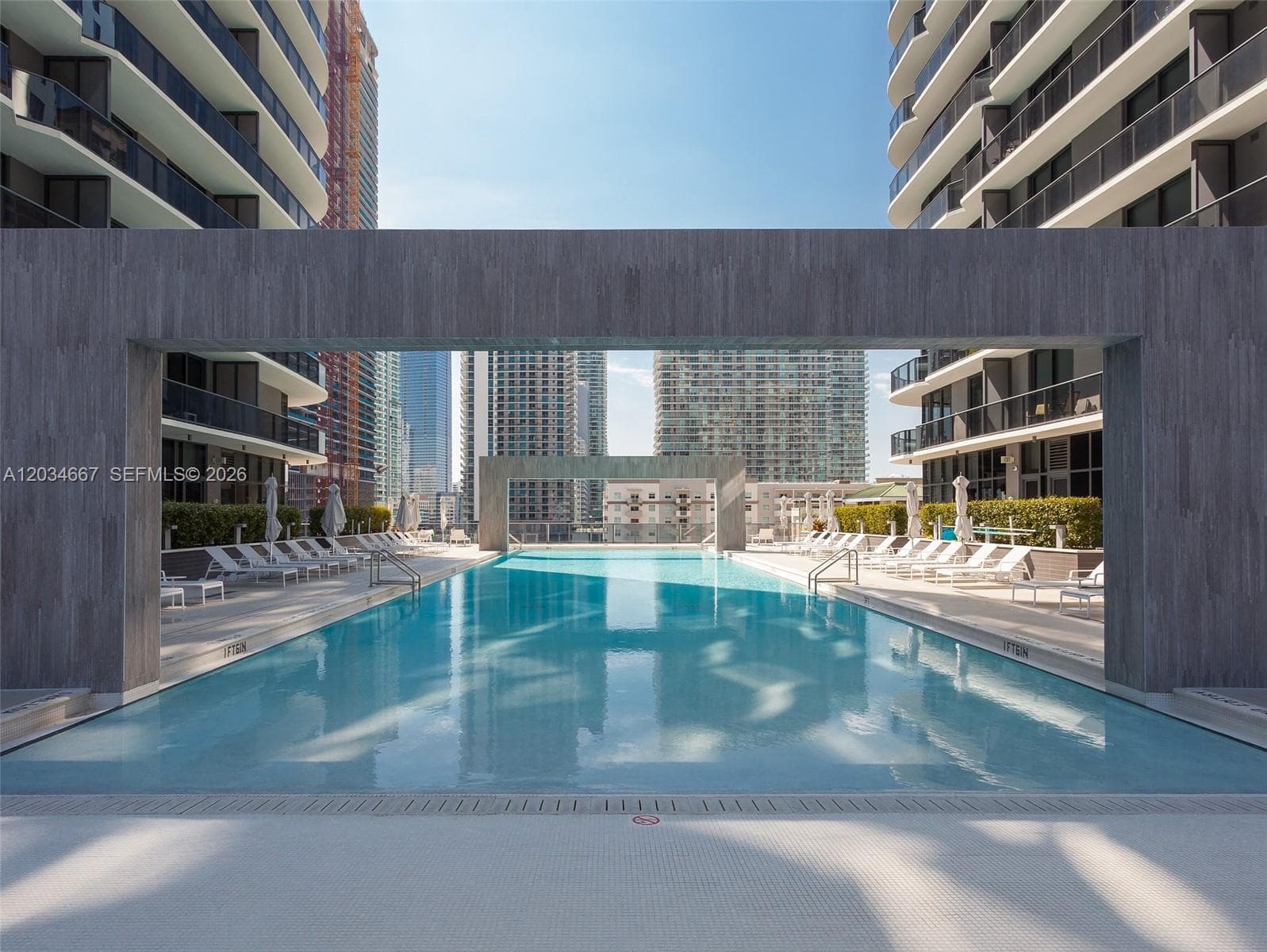 55 SW 9 St # 1605, Miami, FL 33130 photo 4