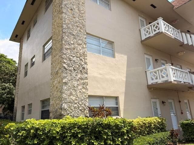 5103 NW 35th Street # 401, Lauderdale Lakes, FL 33319 photo 4