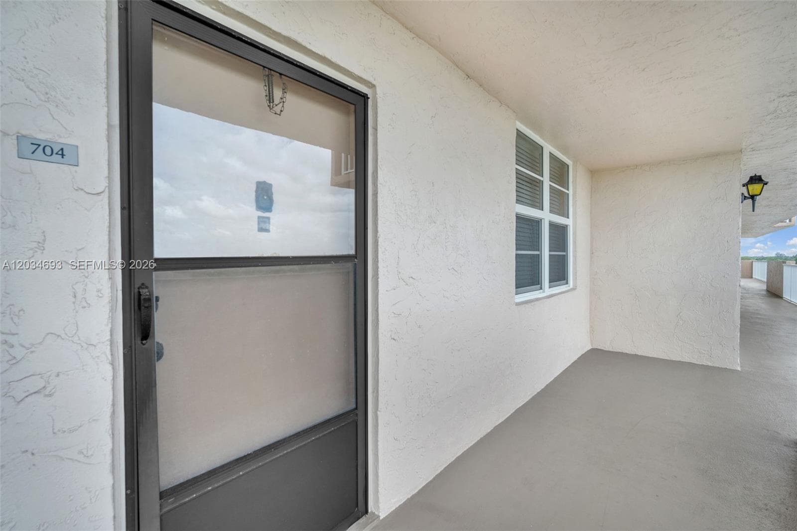 250 Jacaranda Dr # 704, Plantation, FL 33324 photo 3