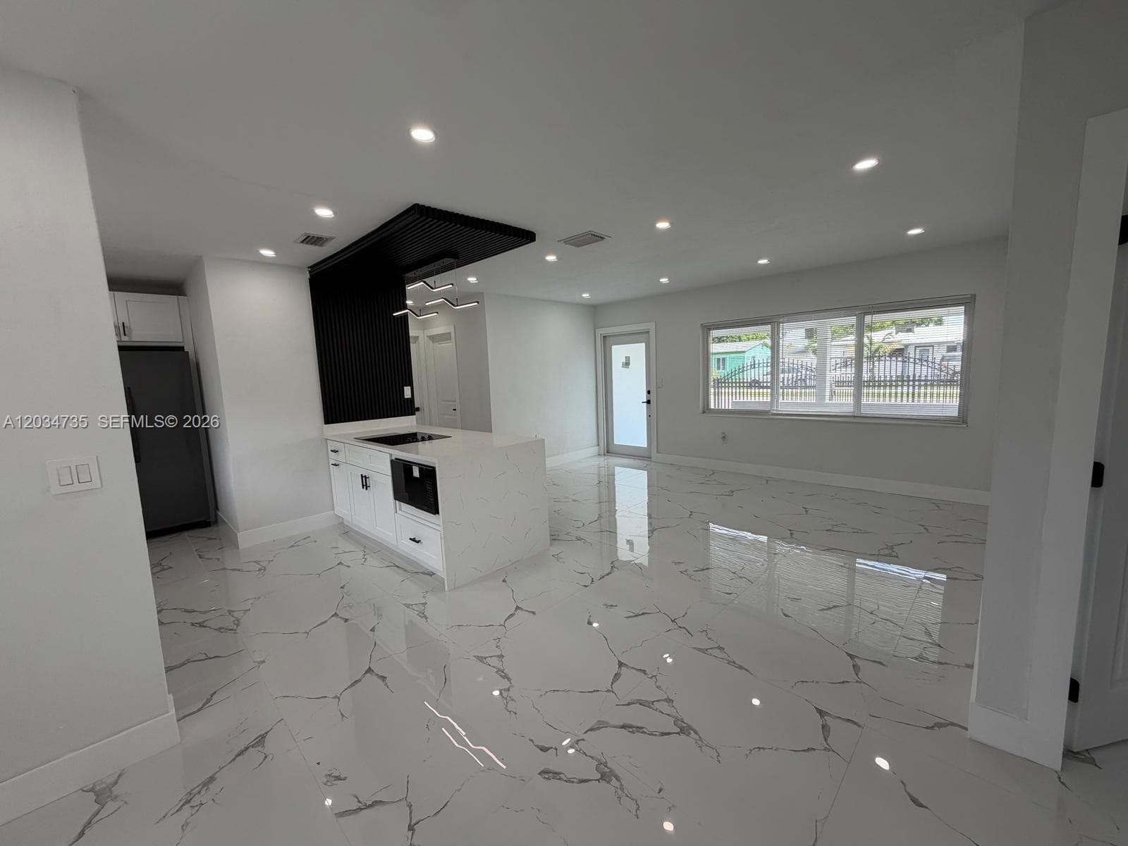 2800 NW 164th St, Miami Gardens, FL 33054 photo 3