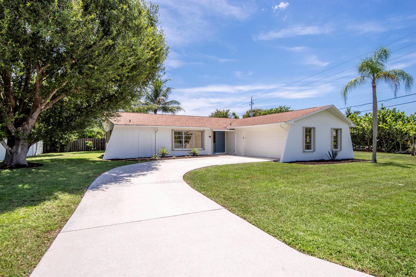 18020 Palm Point Drive, Jupiter, FL 33458 photo 2