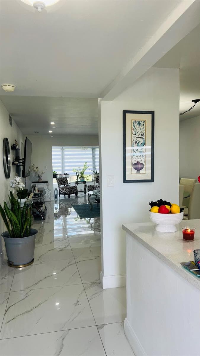 9330 S Sunrise Lakes Boulevard # 304, Sunrise, FL 33322 photo 3