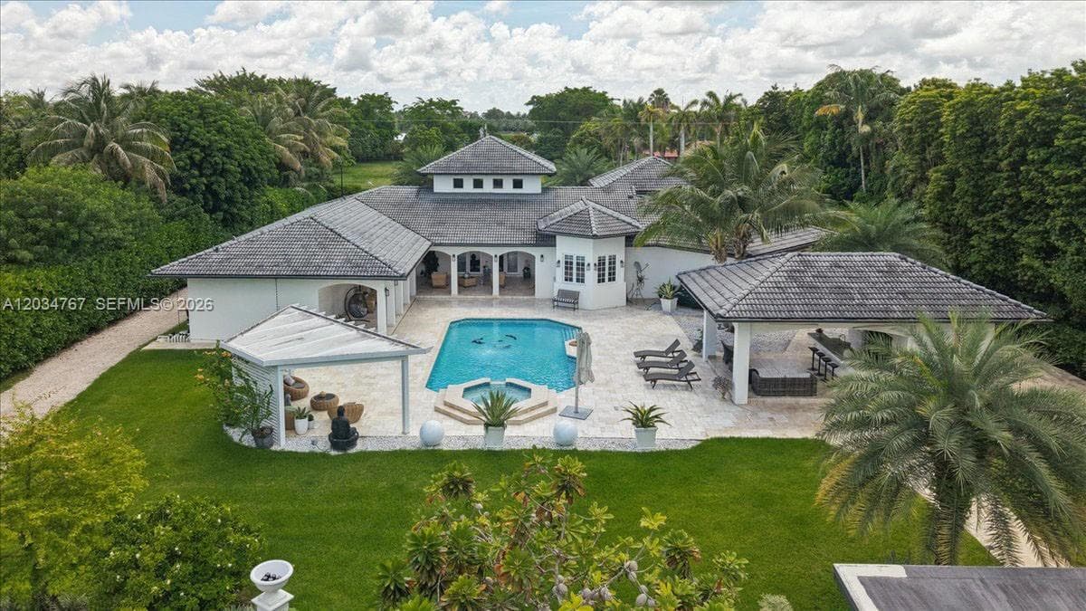 16580 SW 173rd Ave, Miami, FL 33187 photo 3