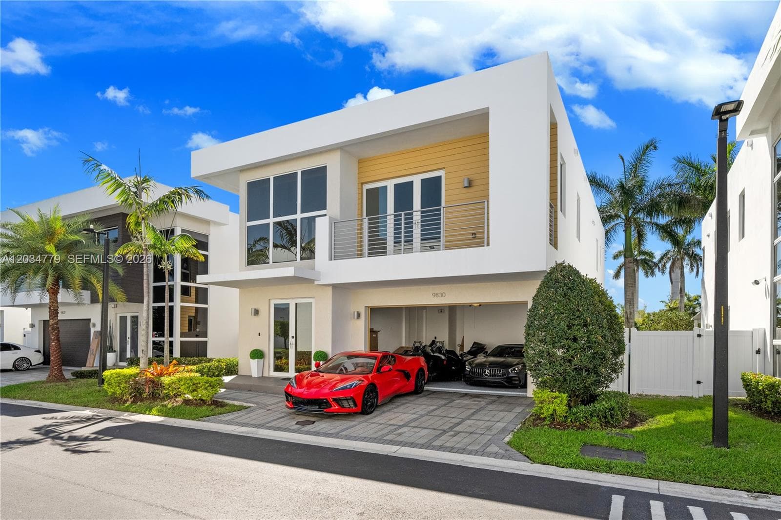 9830 NW 74th Ter, Doral, FL 33178 photo 2