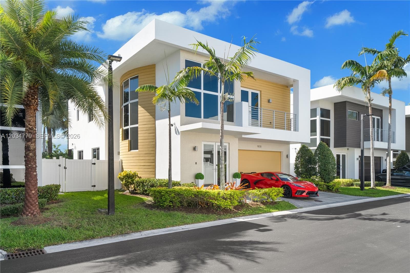 9830 NW 74th Ter, Doral, FL 33178 photo 4
